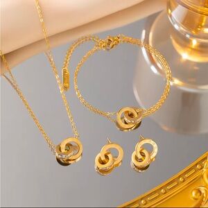 Waterproof 18k Gold Plated Diamond Roman
Numeral Bracelet Necklace Earrings